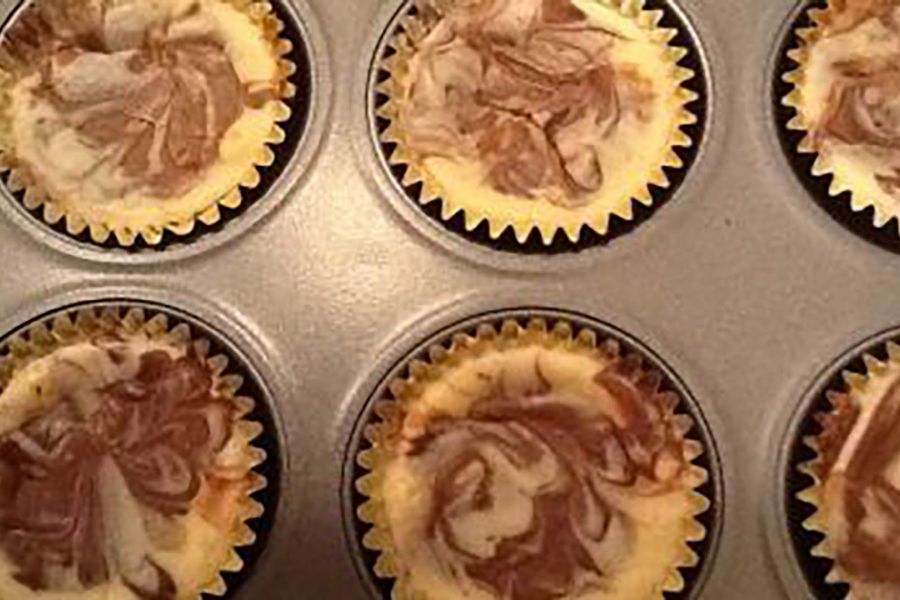 Mini Cocoa Swirl Cheesecake